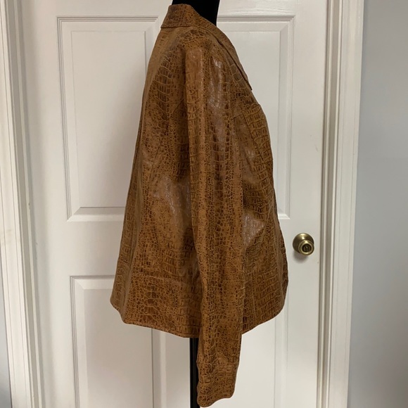 Birch Hill faux leather animal pattern jacket - Size Large - Picture 3 of 11
